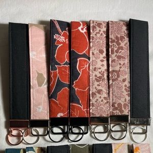 ACACIA REPURPOSED WRISTLETS